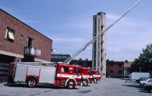 Solna Sundbybergs brandstation. Gården. Ca 1980.